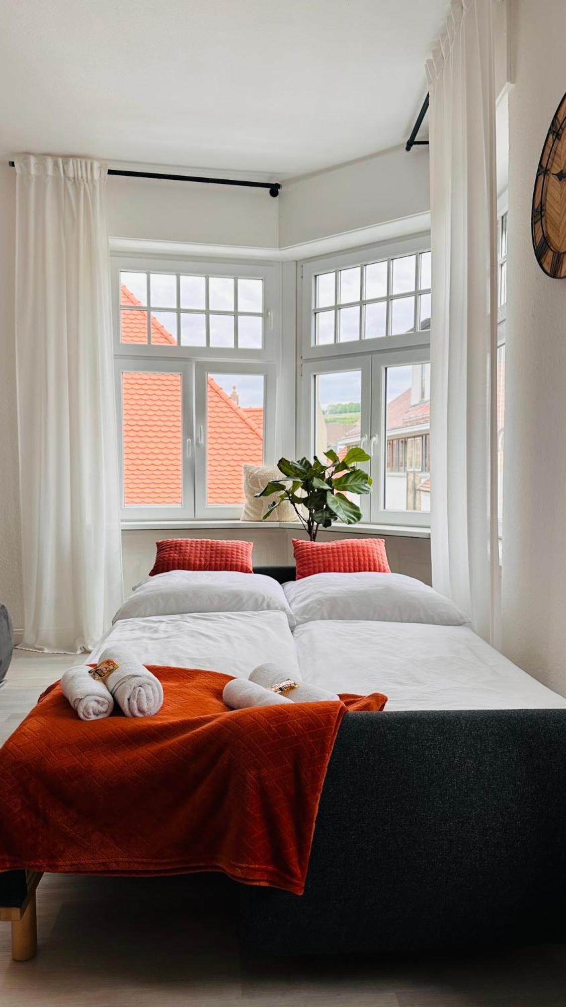 Amao-Brown I Exklusives City-Apartment I 85Qm I Privatparkplatz & Komfort I King-Size Bed Lahr  Buitenkant foto